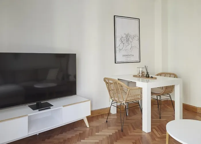 Apartament Always Easy I Cristina Enea *