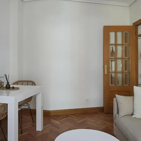 Always Easy I Cristina Enea Apartamento